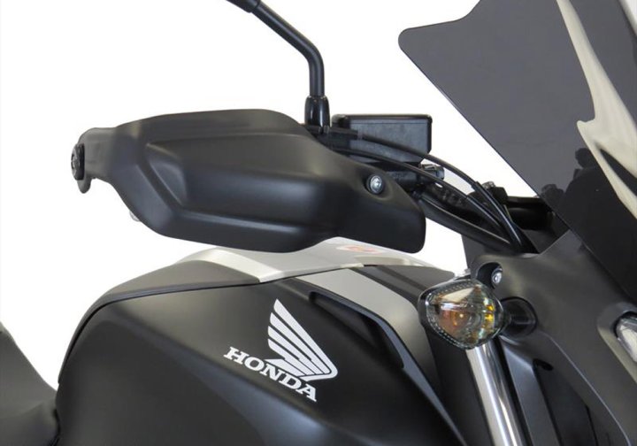 BODYSTYLE Handprotektoren fÃ¼r NC700S RC61 für NC700S RC61