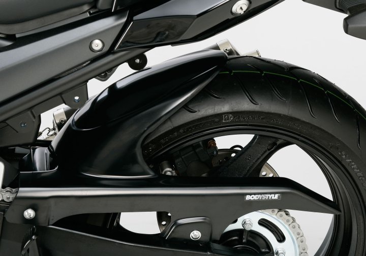 BODYSTYLE Hinterradabdeckung fÃ¼r GSF 1200 Bandit WVCB für GSF 1200 Bandit WVCB