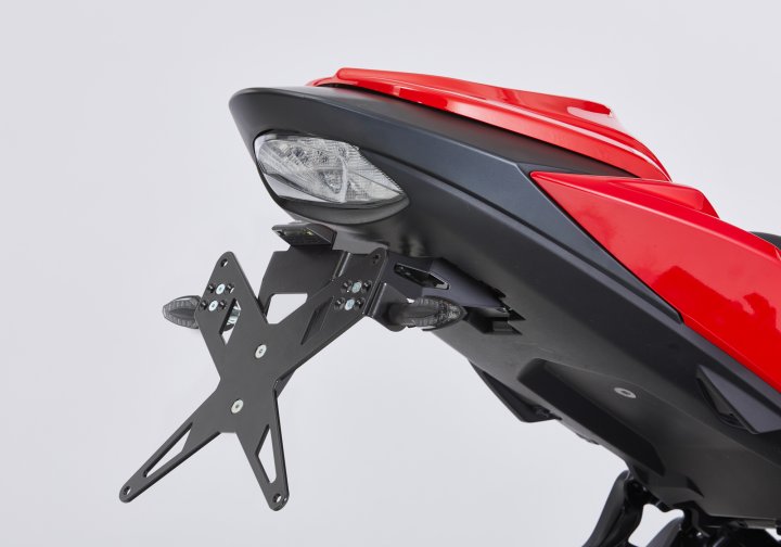 PROTECH Kennzeichenhalterset inkl. Reflektor und Kennzeichenbeleuchtung fÃ¼r GSX-S 750 WC50/51/52