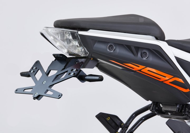 PROTECH Kennzeichenhalterset inkl. Reflektor und Kennzeichenbeleuchtung für 125 Duke KTM IS Duke fÃ