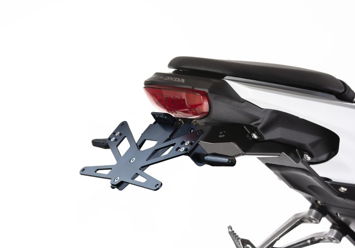 PROTECH Kennzeichenhalterset inkl. Reflektor und Kennzeichenbeleuchtung fÃ¼r CB125R JC79 für CB12
