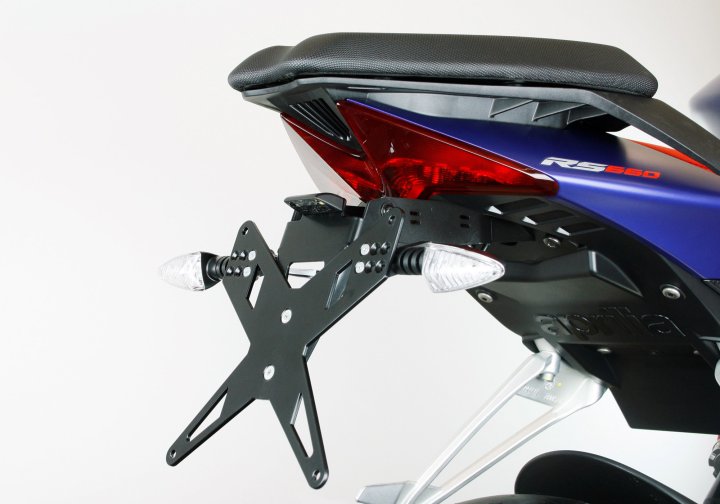 PROTECH Kennzeichenhalterset inkl. Reflektor und Kennzeichenbeleuchtung für RS 457 XE für RS 457 XE