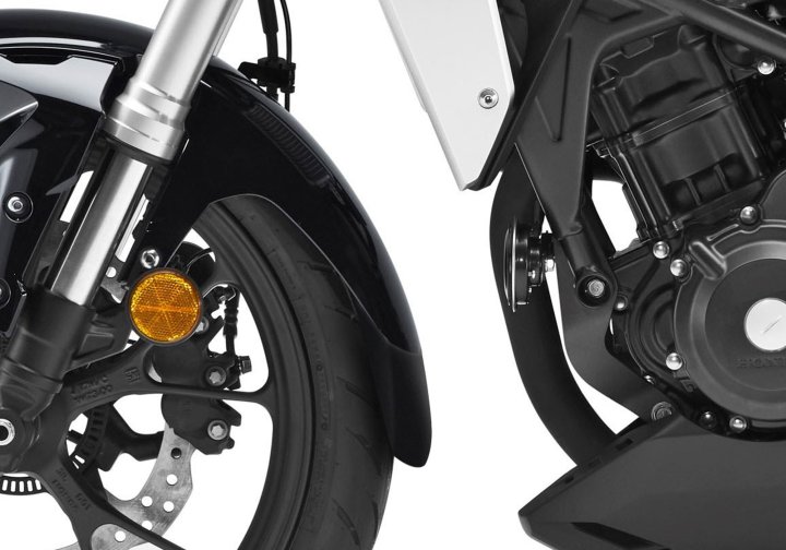 BODYSTYLE KotflÃ¼gelverlÃ¤ngerung vorne fÃ¼r CB125R JC79 für CB125R JC79