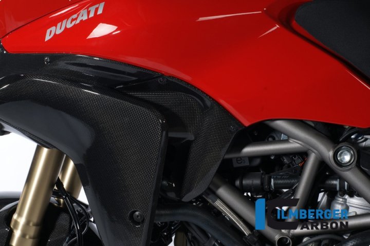 Ilmberger Carbon Luftabweiser am Tankseitenteil links, Carbon für Multistrada 1200 A2