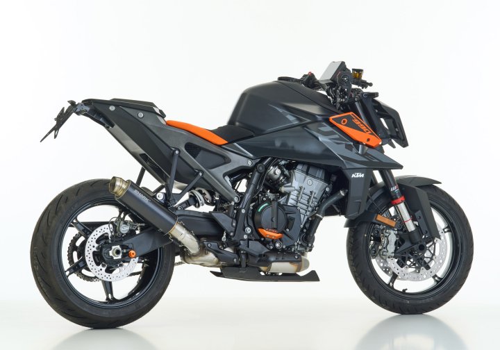 SHARK SRC 4 fÃ¼r 990 Duke KTM R2 DK für 990 Duke KTM R2 DK