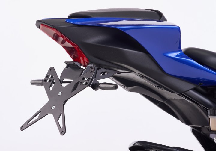 PROTECH Kennzeichenhalterset inkl. Reflektor und Kennzeichenbeleuchtung fÃ¼r YZF-R7 RM39/40 für Y