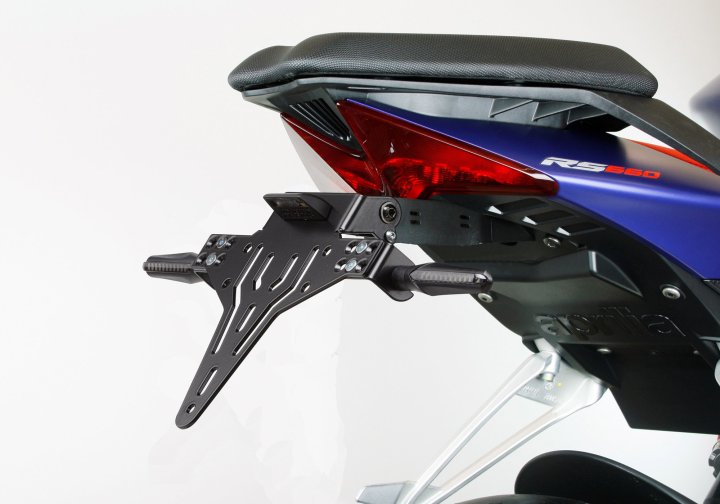 PROTECH Kennzeichenhalterset inkl. Reflektor und Kennzeichenbeleuchtung für RS 457 XE für RS 457 XE