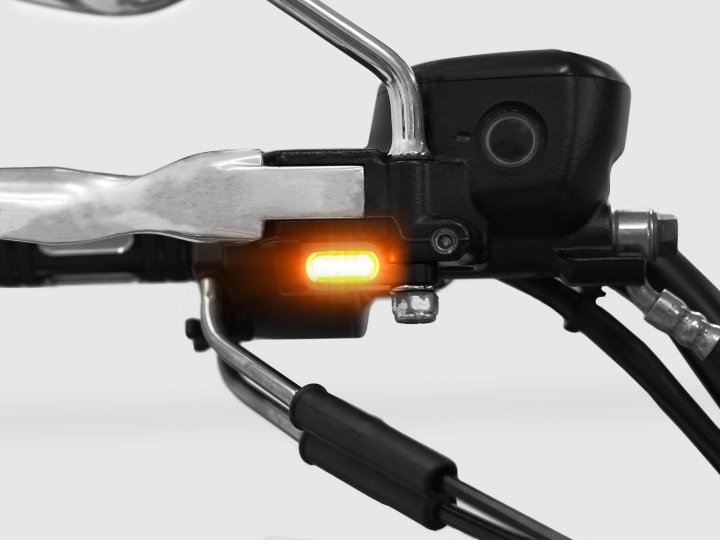 ZIEGER LED Armaturenblinker Harley Davidson silber für CVO Dyna Fat Bob (FXDFSE / FXDFSE2)