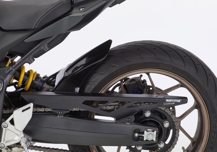 BODYSTYLE Hinterradabdeckung mit Alu-Kettenschutz fÃ¼r CB650R RH02/08 für CB650R RH02/08