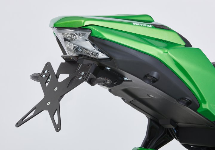PROTECH Kennzeichenhalterset inkl. Reflektor und Kennzeichenbeleuchtung fÃ¼r Z650 ER650H für Z650