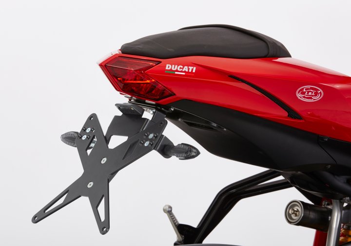 PROTECH Kennzeichenhalterset inkl. Reflektor und Kennzeichenbeleuchtung fÃ¼r Panigale V4 DA für P