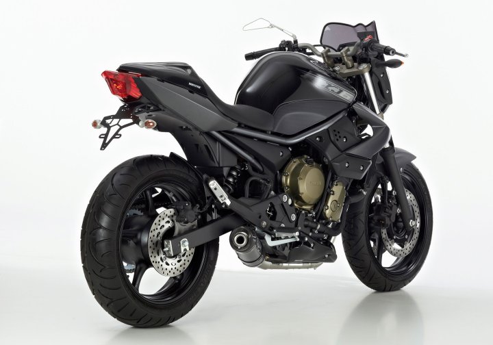 SHARK Street GP mit Kat fÃ¼r XJ6 RJ19/RJ22 für XJ6 RJ19/RJ22