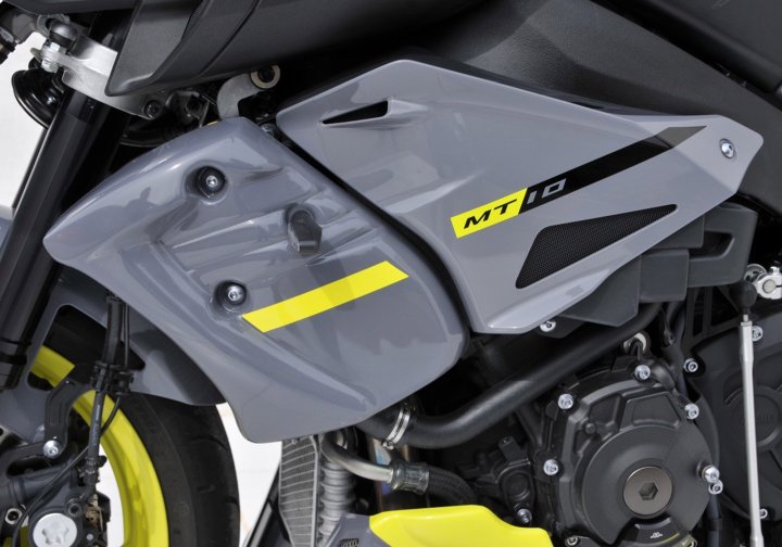 BODYSTYLE KÃ¼hlerseitenverkleidung fÃ¼r MT-10 / SP RN45 für MT-10 / SP RN45