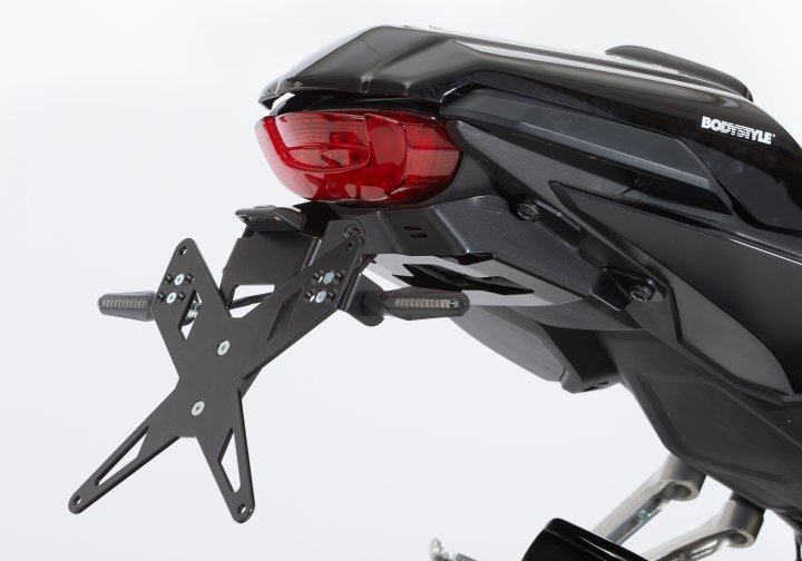 PROTECH Kennzeichenhalterset inkl. Reflektor und Kennzeichenbeleuchtung fÃ¼r CB650R RH02/08 für C