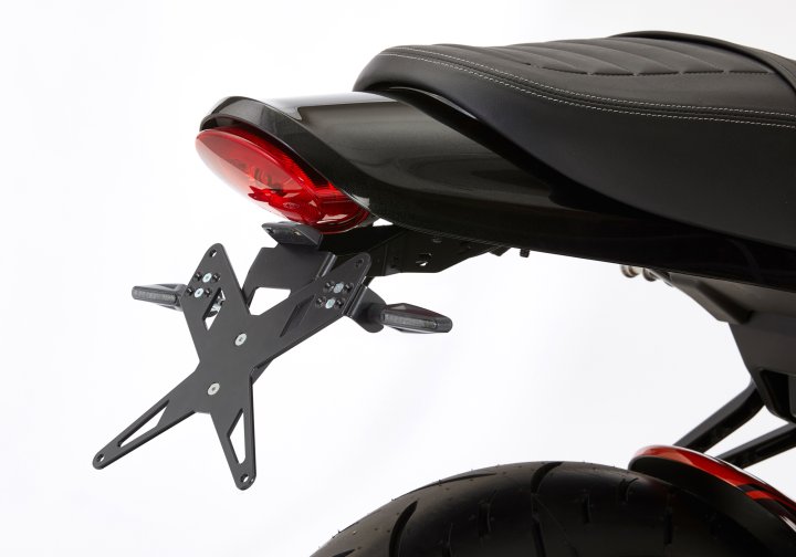 PROTECH Kennzeichenhalterset inkl. Reflektor und Kennzeichenbeleuchtung fÃ¼r Z900 RS ZR900C für Z