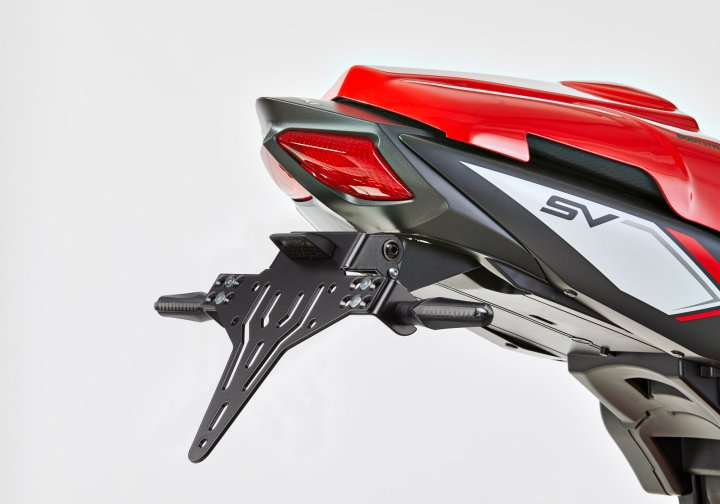 PROTECH Kennzeichenhalterset inkl. Reflektor und Kennzeichenbeleuchtung fÃ¼r SV 650 WCX0/WCX1 für