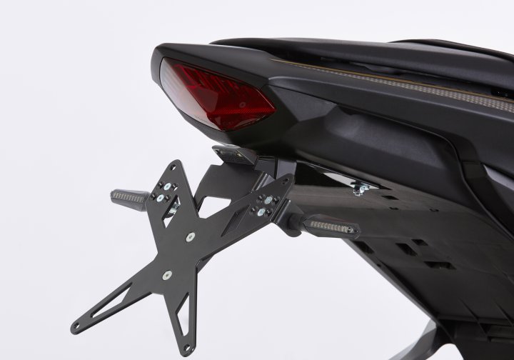 PROTECH Kennzeichenhalterset inkl. Reflektor und Kennzeichenbeleuchtung fÃ¼r CB1000R SC60 für CB1