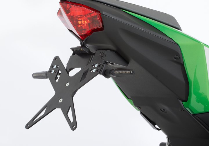 PROTECH Kennzeichenhalterset inkl. Reflektor und Kennzeichenbeleuchtung fÃ¼r Z125 BR125K für Z125