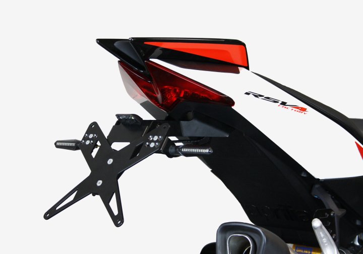 PROTECH Kennzeichenhalterset inkl. Reflektor und Kennzeichenbeleuchtung fÃ¼r Tuono V4 / Factory 1100