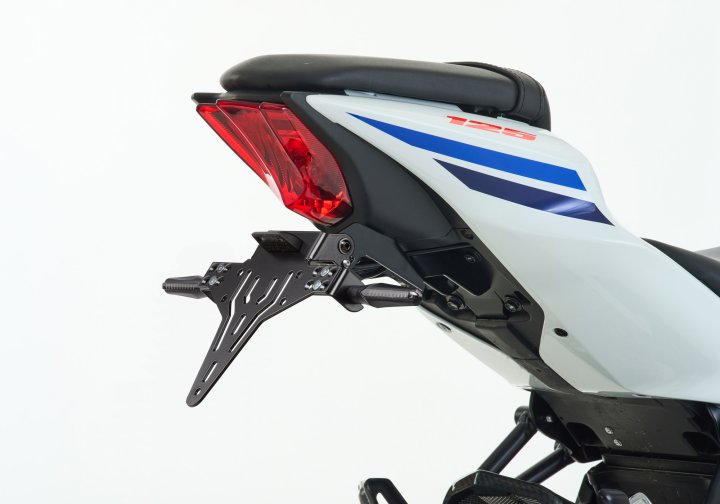 PROTECH Kennzeichenhalterset inkl. Reflektor und Kennzeichenbeleuchtung fÃ¼r GSX-R 125 WDL0 für G