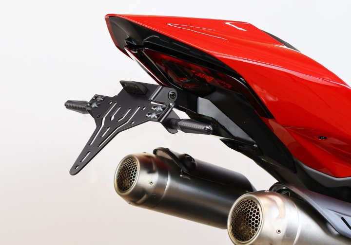 PROTECH Kennzeichenhalterset inkl. Reflektor und Kennzeichenbeleuchtung für Panigale V4 5D für Pan