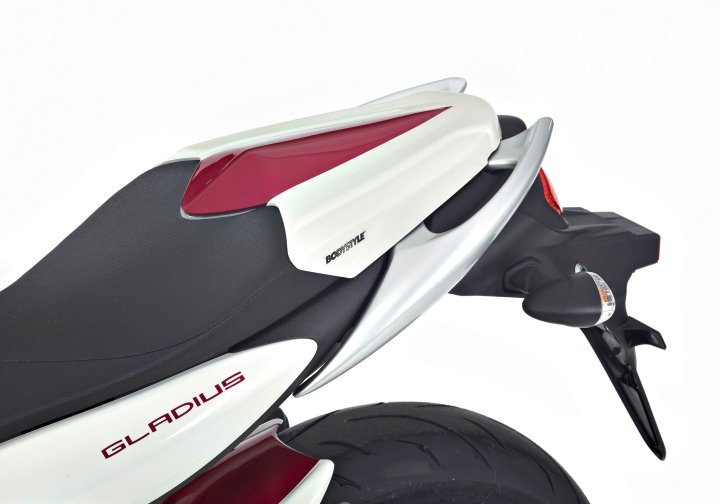 BODYSTYLE Sitzkeil fÃ¼r Gladius 650 WVCX für Gladius 650 WVCX
